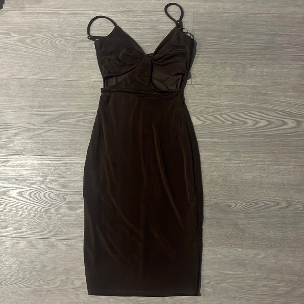 Windsor Brown V-Neck Cutout Midi Dress